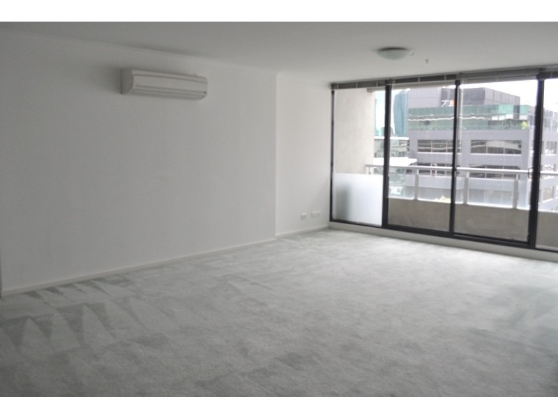 REF 21737/69 Dorcas Street, South Melbourne VIC 3205