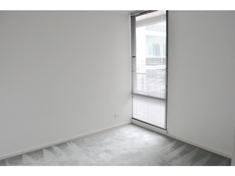 REF 21737/69 Dorcas Street, South Melbourne VIC 3205