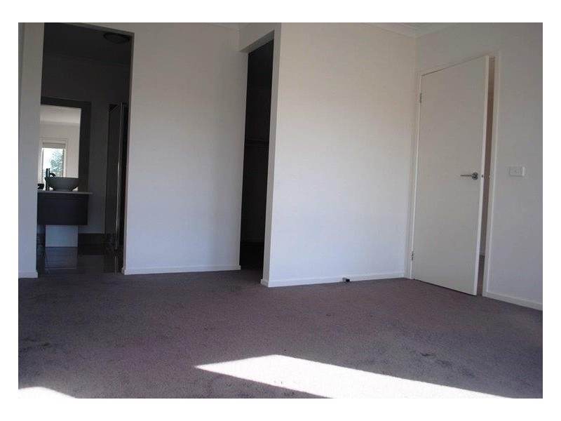 44 Canegrass Drive, Point Cook VIC 3030