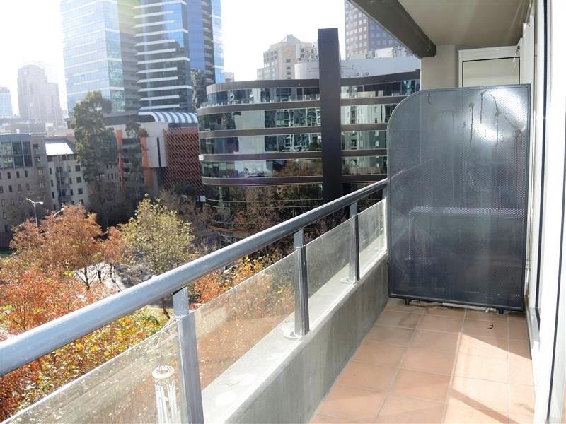 REF 21743/88 Southbank Boulevard, Southbank VIC 3006