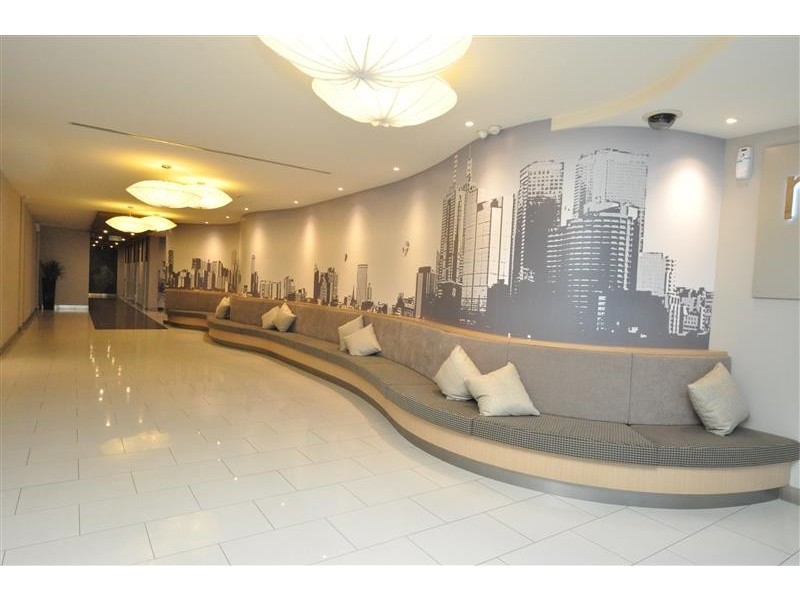 REF 21745/173 City Road, Southbank VIC 3006