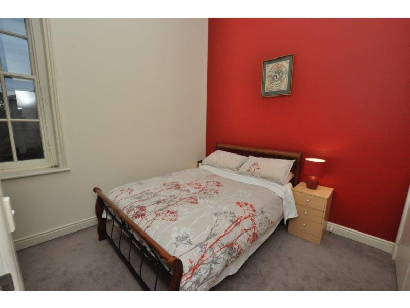 42 Wiltshire Drive, Kew VIC 3101