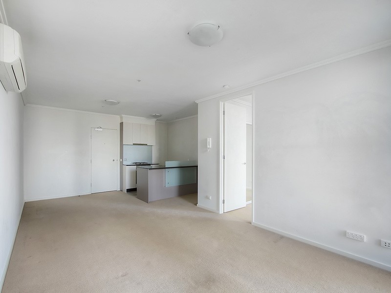 REF 21746/88 Kavanagh Street, Southbank VIC 3006