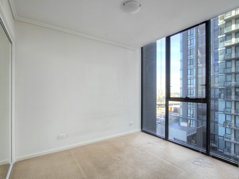 REF 21746/88 Kavanagh Street, Southbank VIC 3006