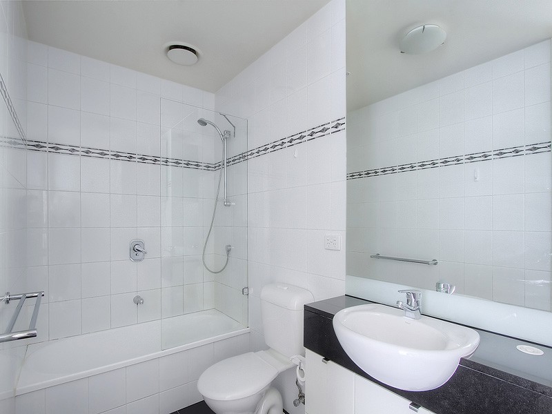 REF 21746/88 Kavanagh Street, Southbank VIC 3006