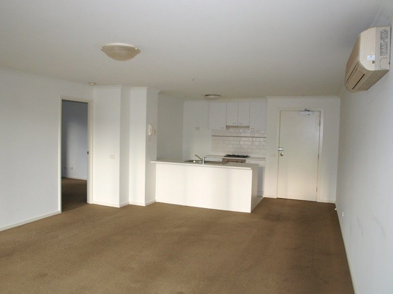 REF 21750/38 Kavanagh Street, Southbank VIC 3006