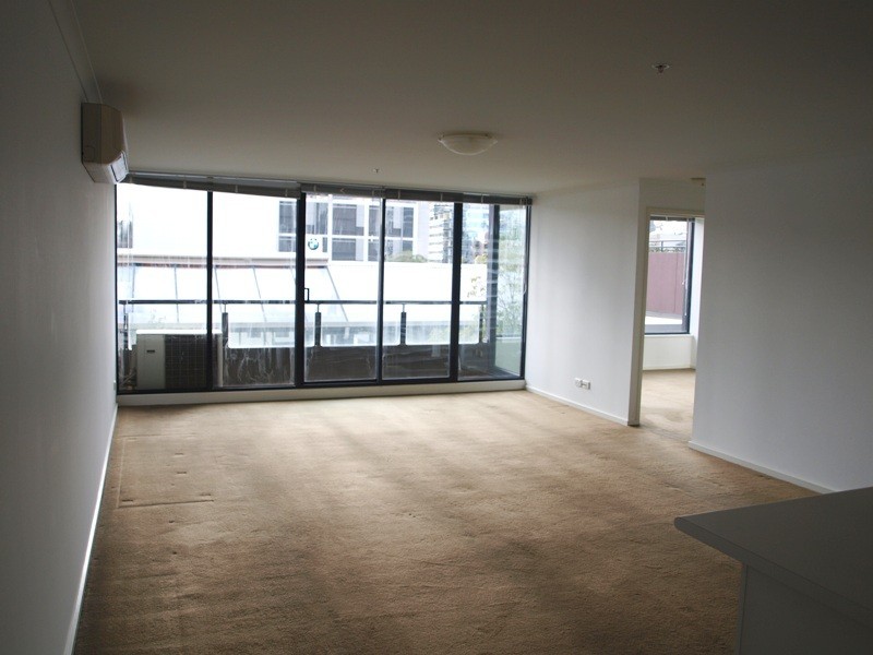 REF 21750/38 Kavanagh Street, Southbank VIC 3006