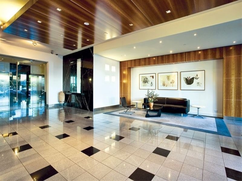 REF 21750/38 Kavanagh Street, Southbank VIC 3006