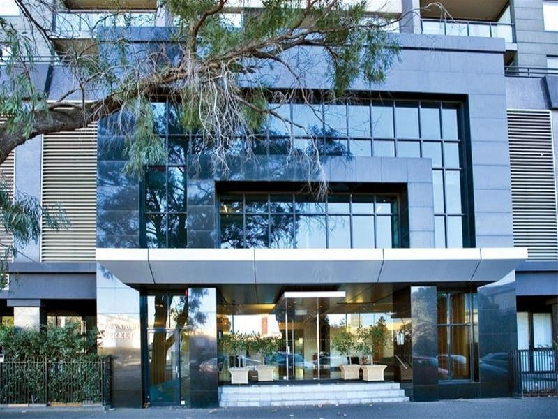 REF 21750/38 Kavanagh Street, Southbank VIC 3006