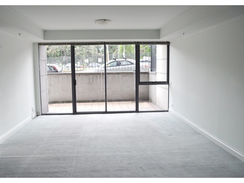 REF 21749/33 La Trobe Street, Melbourne VIC 3000