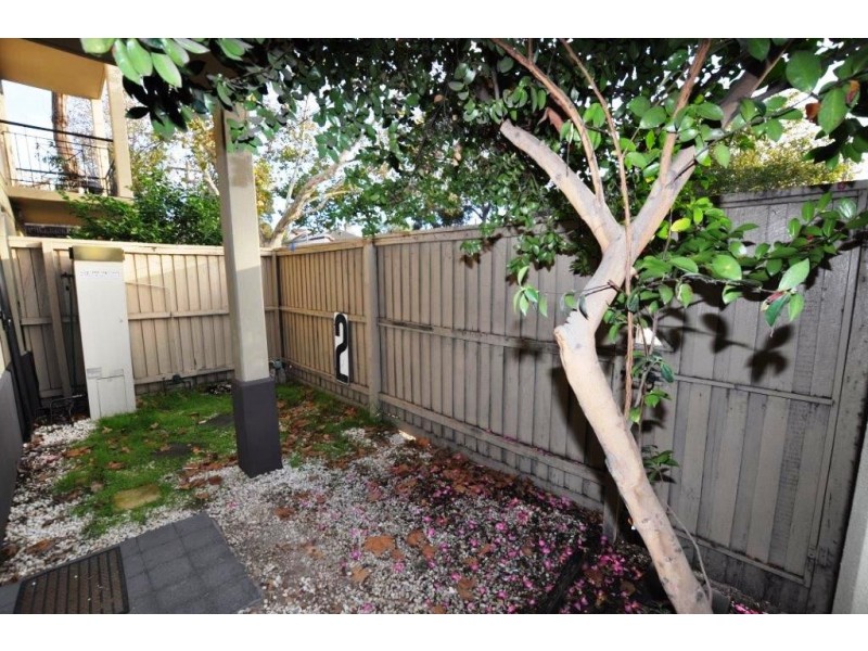 REF 21751/26 Victoria Street, Fitzroy VIC 3065