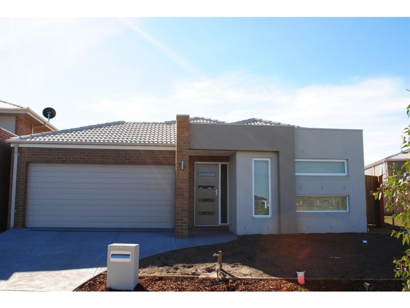 57 Barnstormer Boulevard, Point Cook VIC 3030