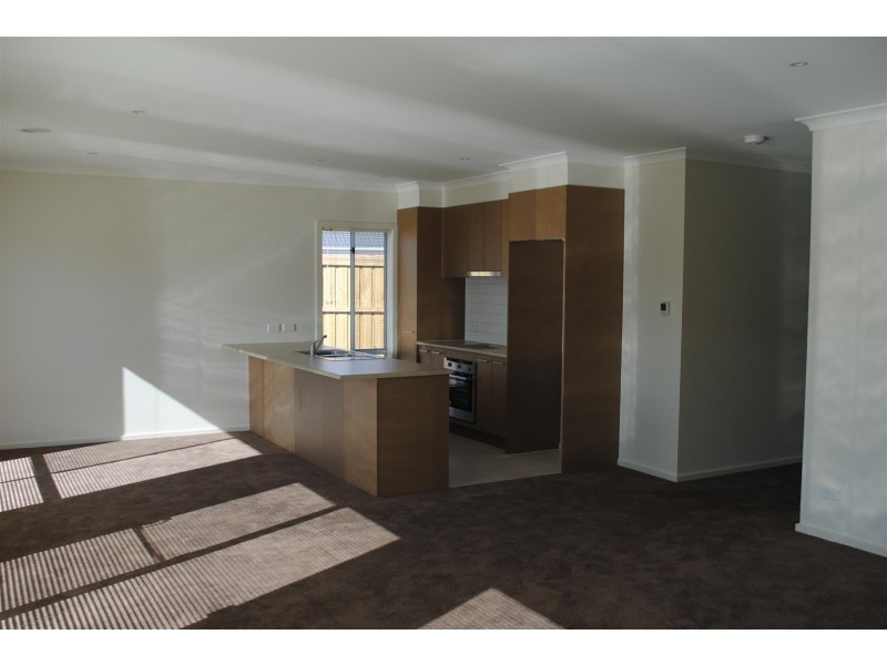 57 Barnstormer Boulevard, Point Cook VIC 3030