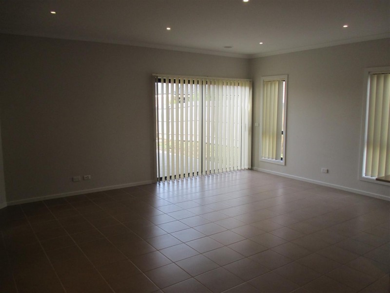 34 Starflower Way, Truganina VIC 3029