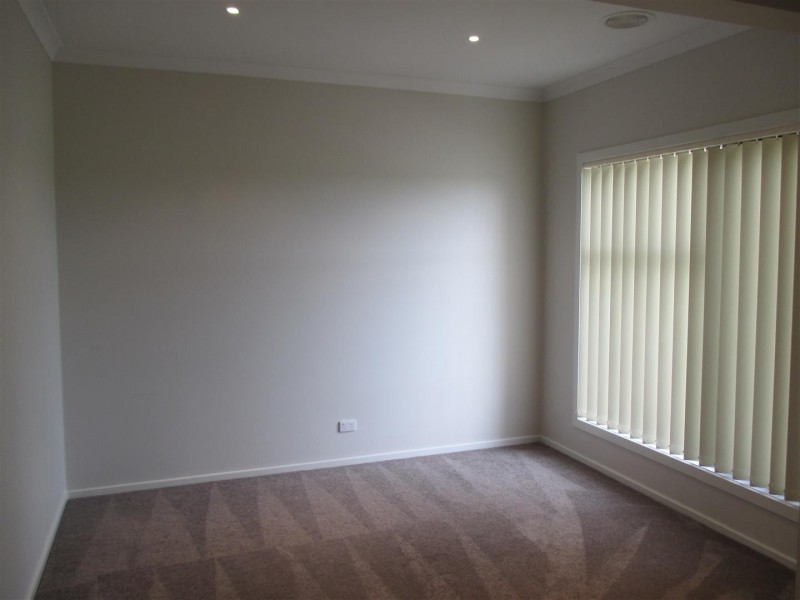 34 Starflower Way, Truganina VIC 3029