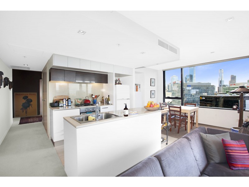 1907/100 Harbour Esplanade, Docklands VIC 3008
