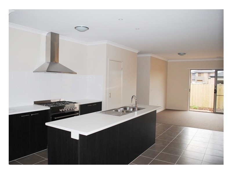 44 Hargrave Avenue, Point Cook VIC 3030