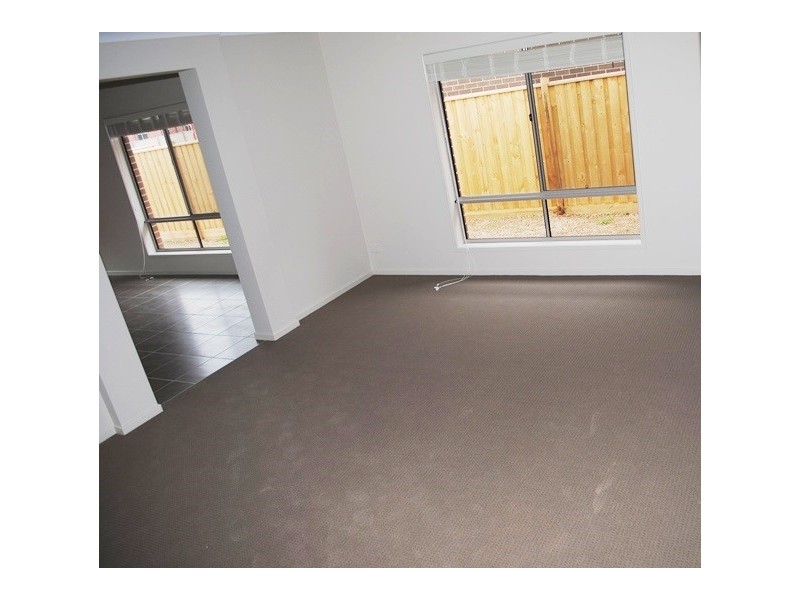 44 Hargrave Avenue, Point Cook VIC 3030