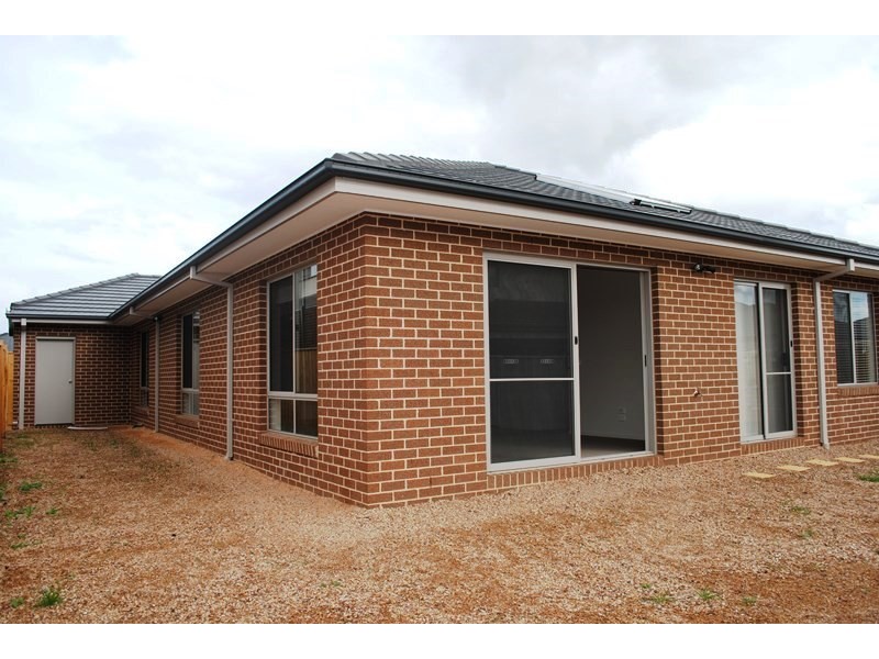 44 Hargrave Avenue, Point Cook VIC 3030