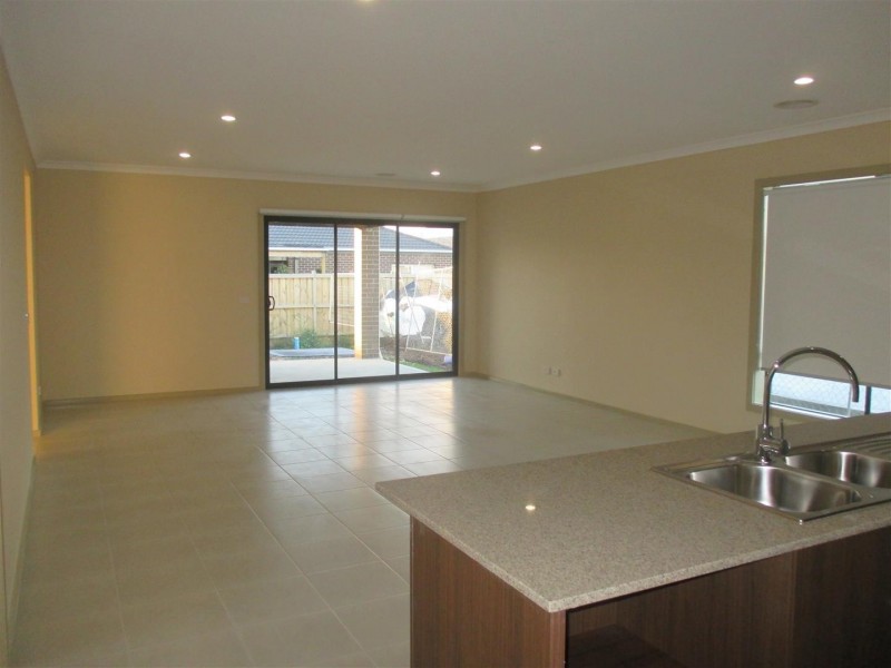 66 Hargrave Avenue, Point Cook VIC 3030