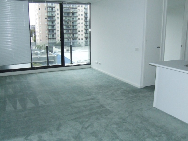 REF 31569/38 Bank Street, South Melbourne VIC 3205