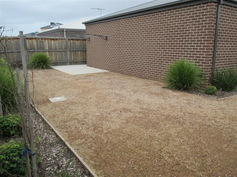 27 Seychells Street, Point Cook VIC 3030