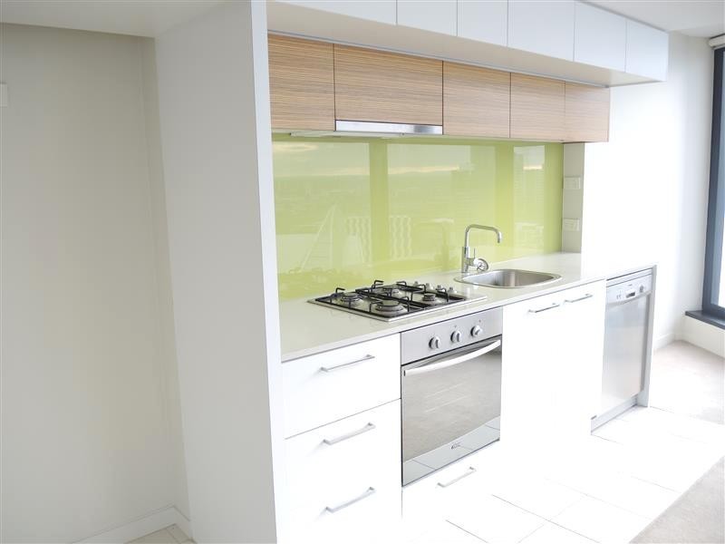 2310A/100 Harbour Esplanade, Docklands VIC 3008