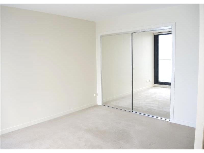 2310A/100 Harbour Esplanade, Docklands VIC 3008