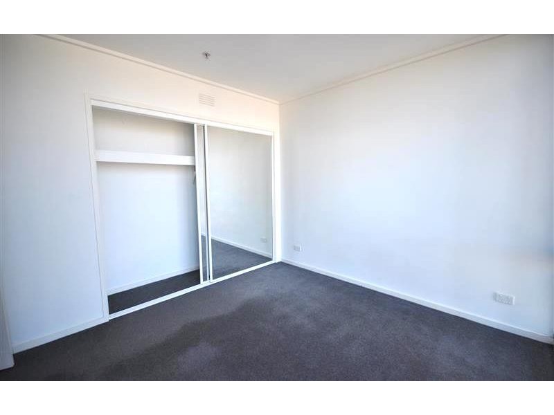 REF 21782/183 City Road, Southbank VIC 3006
