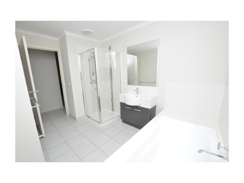 13 Conondale Street, Tarneit VIC 3029