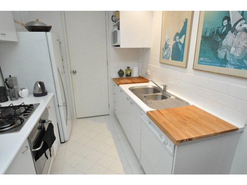 REF 31731/69 Dorcas Street, South Melbourne VIC 3205