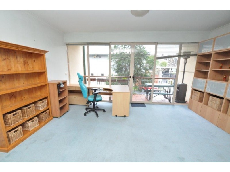 REF 21794/68 Wells Street, Southbank VIC 3006