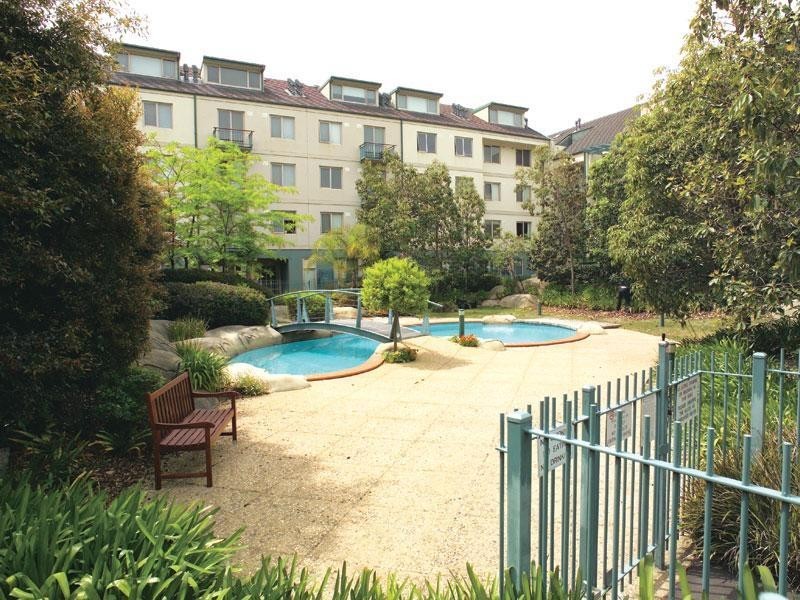 REF 21794/68 Wells Street, Southbank VIC 3006