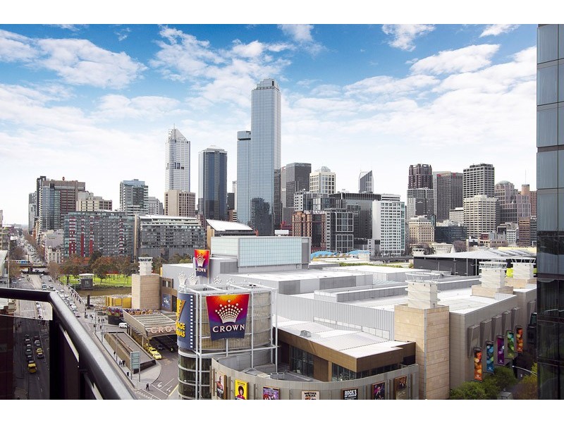 REF 31516/63 Whiteman Street, Southbank VIC 3006