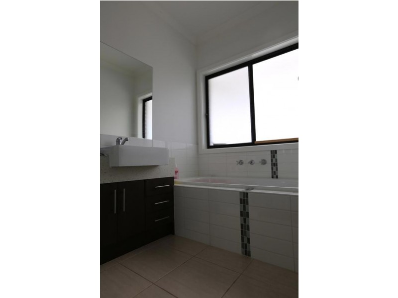 14 Red Robin Road, Truganina VIC 3029