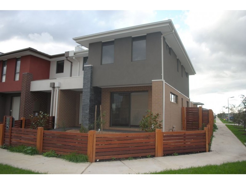 38 Heatherbell Avenue, Point Cook VIC 3030