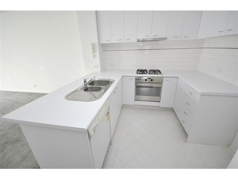 REF 21804/69 Dorcas Street, South Melbourne VIC 3205