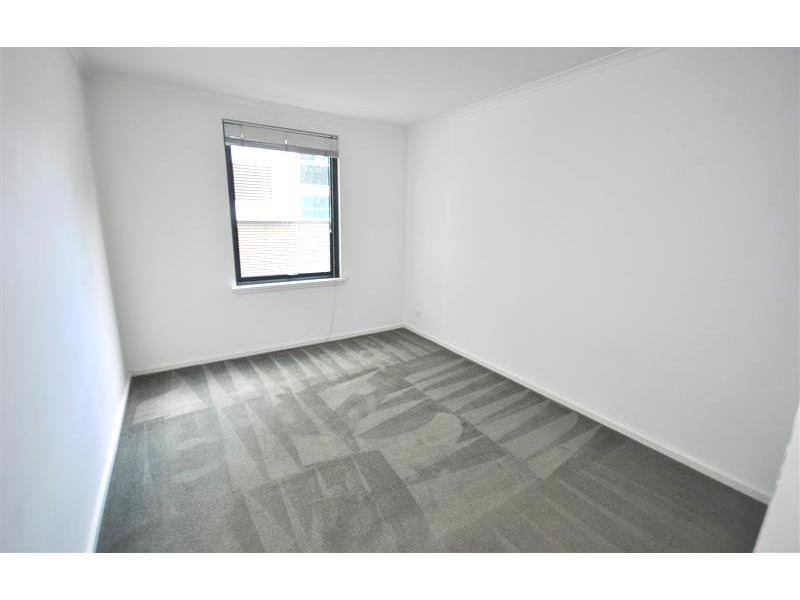 REF 21804/69 Dorcas Street, South Melbourne VIC 3205