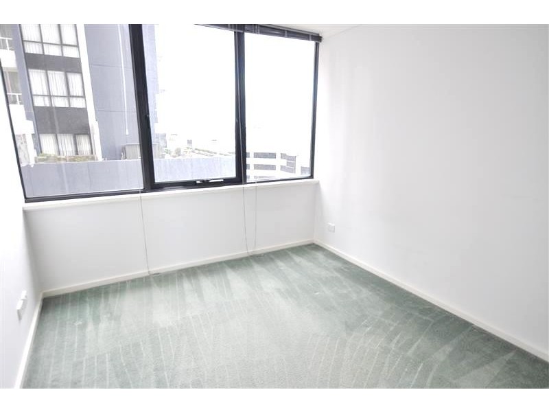 REF 21810/22 Kavanagh Street, Southbank VIC 3006