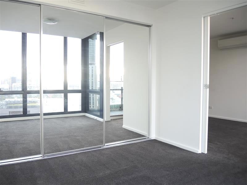 REF 29081/241 City Road, Southbank VIC 3006