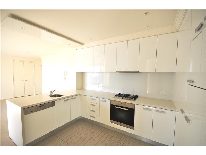 REF 21826/63 Whiteman Street, Southbank VIC 3006