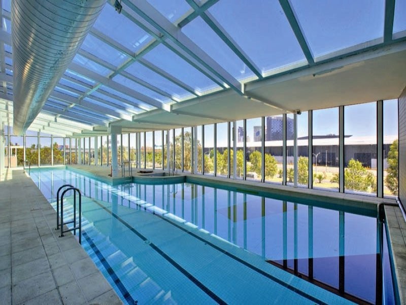 REF 21829/83 Whiteman Street, Southbank VIC 3006
