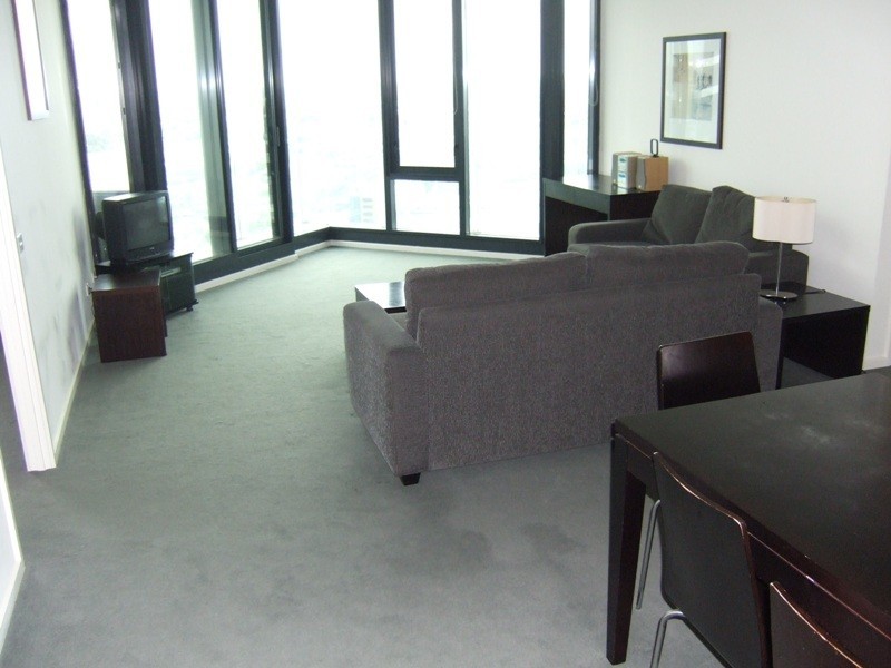 REF 21829/83 Whiteman Street, Southbank VIC 3006
