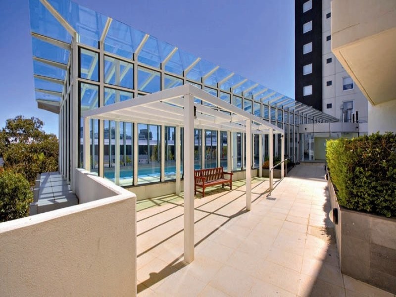 REF 21829/83 Whiteman Street, Southbank VIC 3006