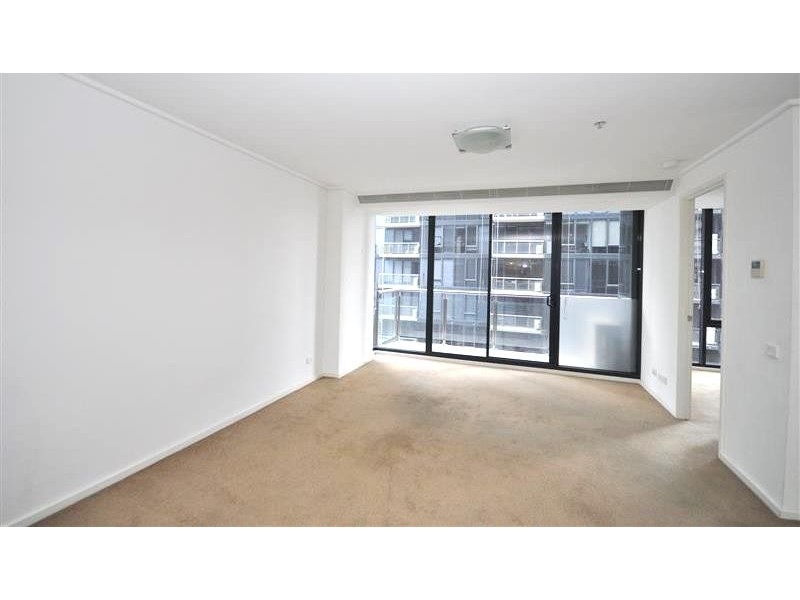 REF 21831/183 City Road, Southbank VIC 3006