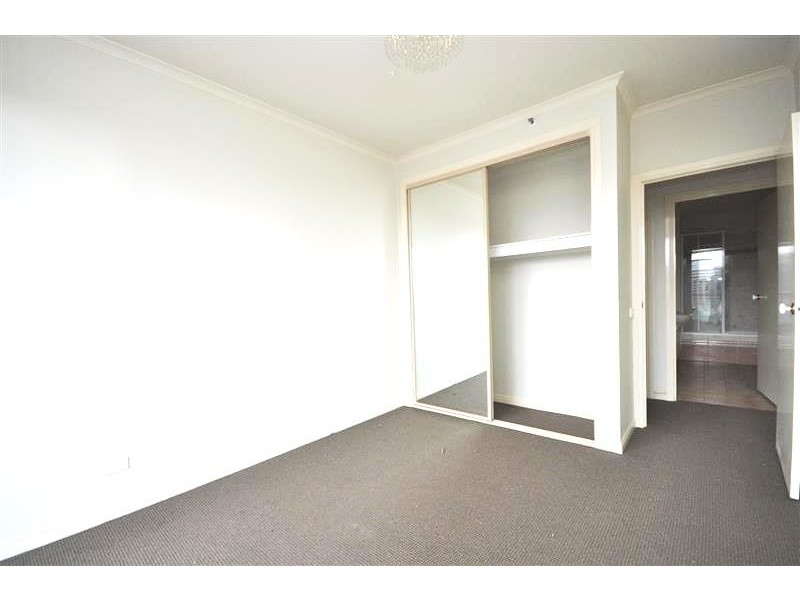 REF 21837/83 Queensbridge Street, Southbank VIC 3006