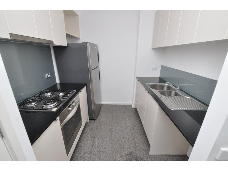 REF 21841/173 City Road, Southbank VIC 3006