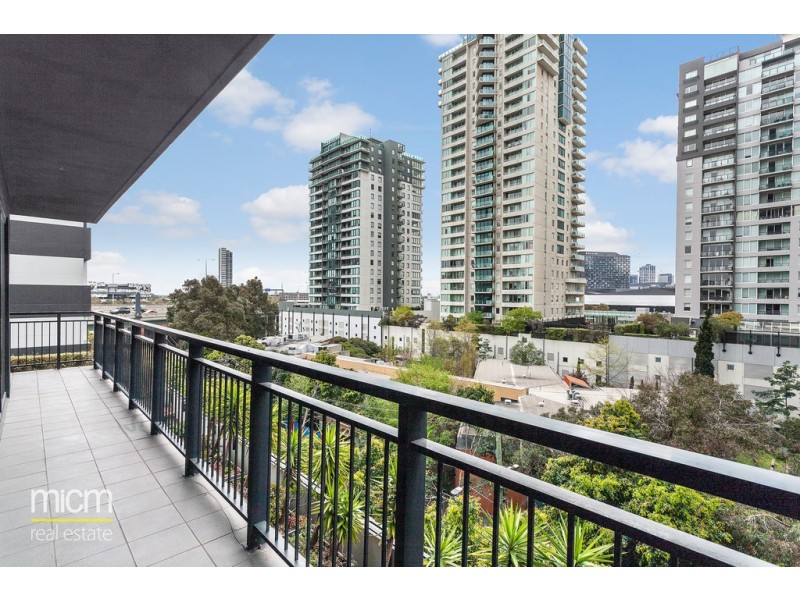 706/80 Clarendon Street, Southbank VIC 3006
