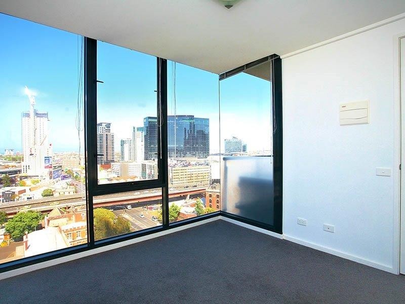 REF 21843/183 City Road, Southbank VIC 3006