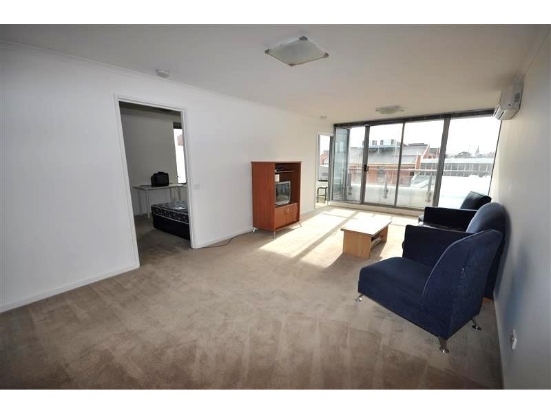 REF 21848/118 Dudley Street, West Melbourne VIC 3003